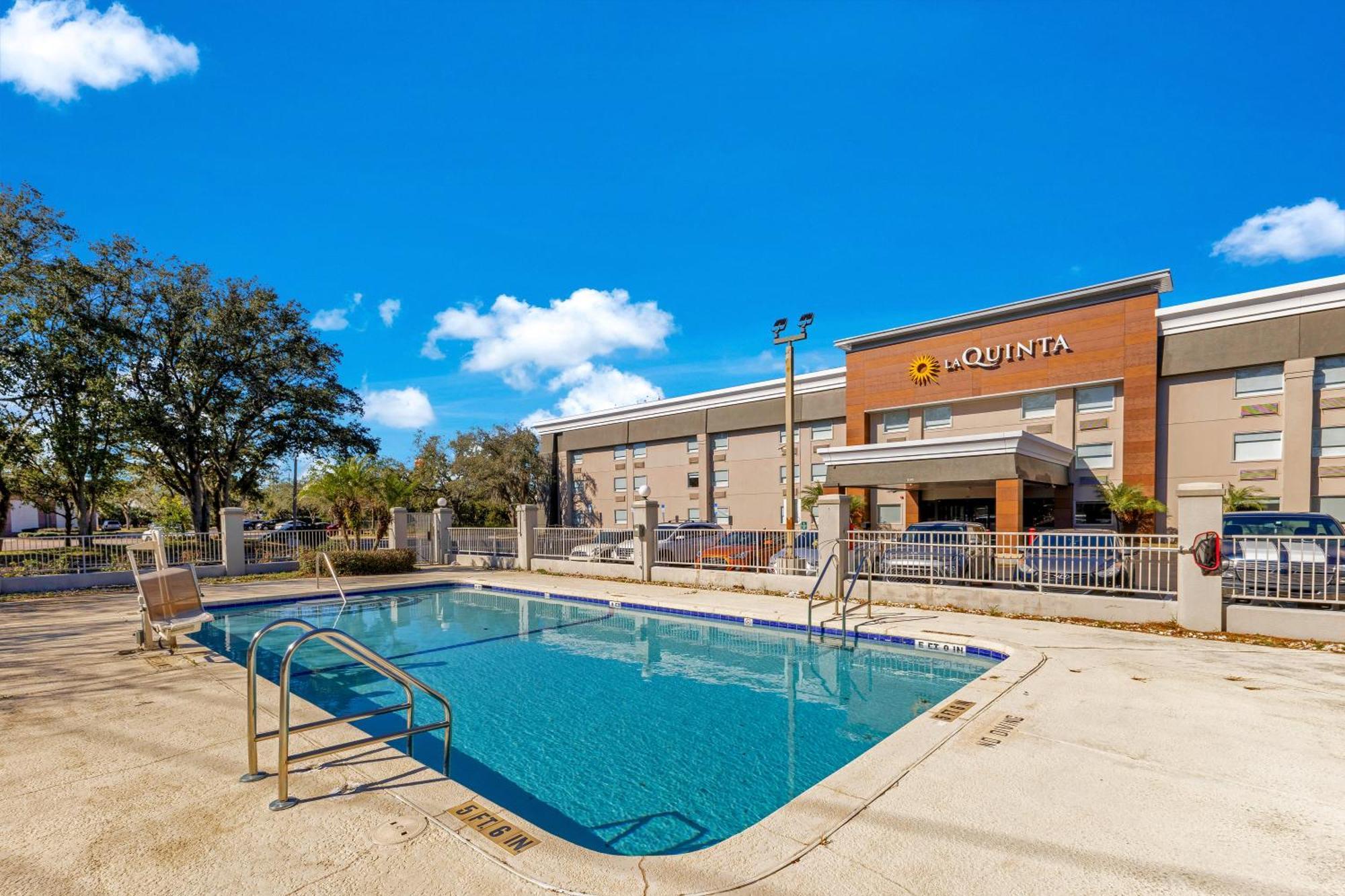 La Quinta Inn & Suites By Wyndham Jacksonville Mandarin Dış mekan fotoğraf