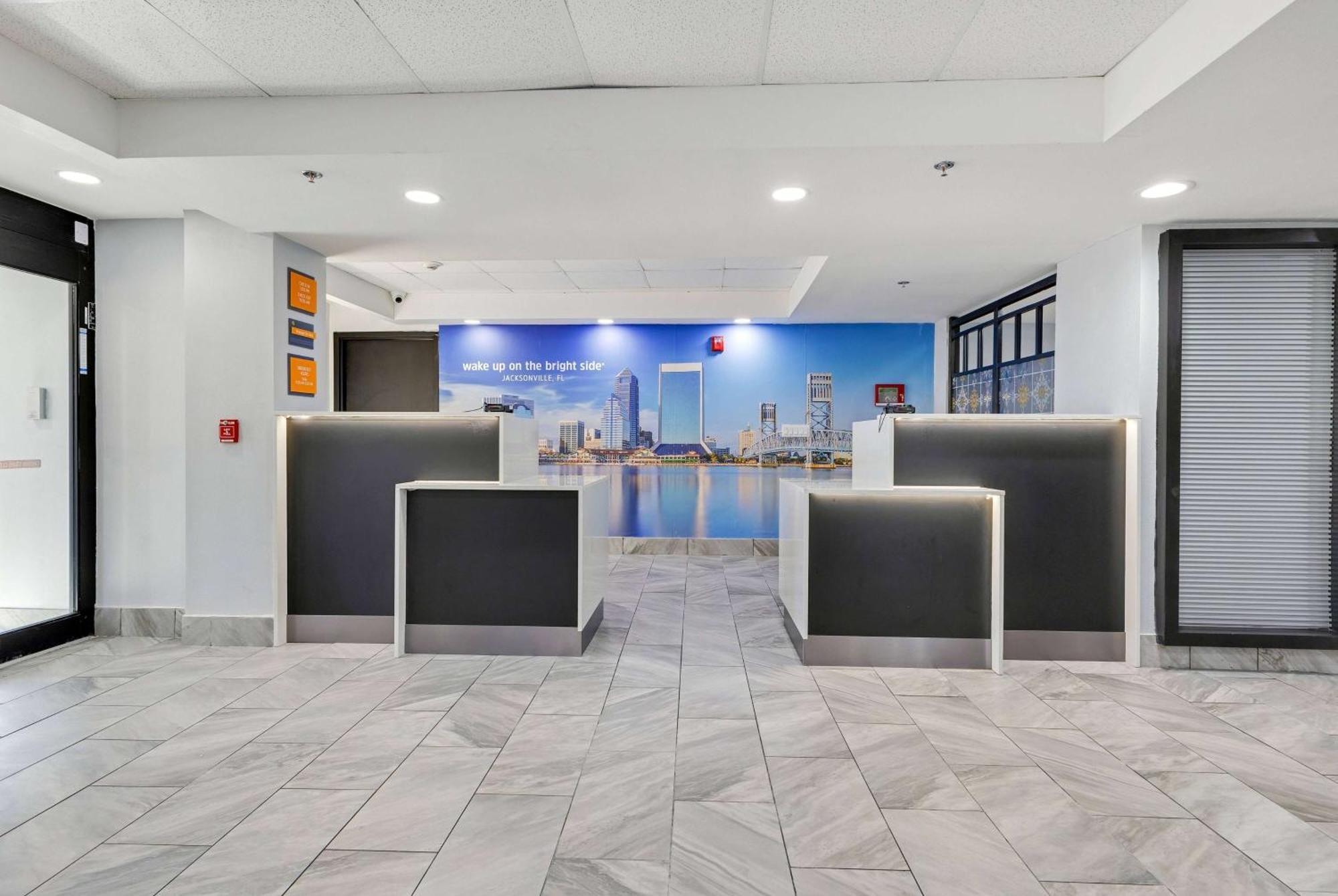 La Quinta Inn & Suites By Wyndham Jacksonville Mandarin Dış mekan fotoğraf